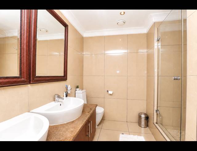 2 BEDROOM APARTMENT FOR SALE IN POINT WATERFRONT